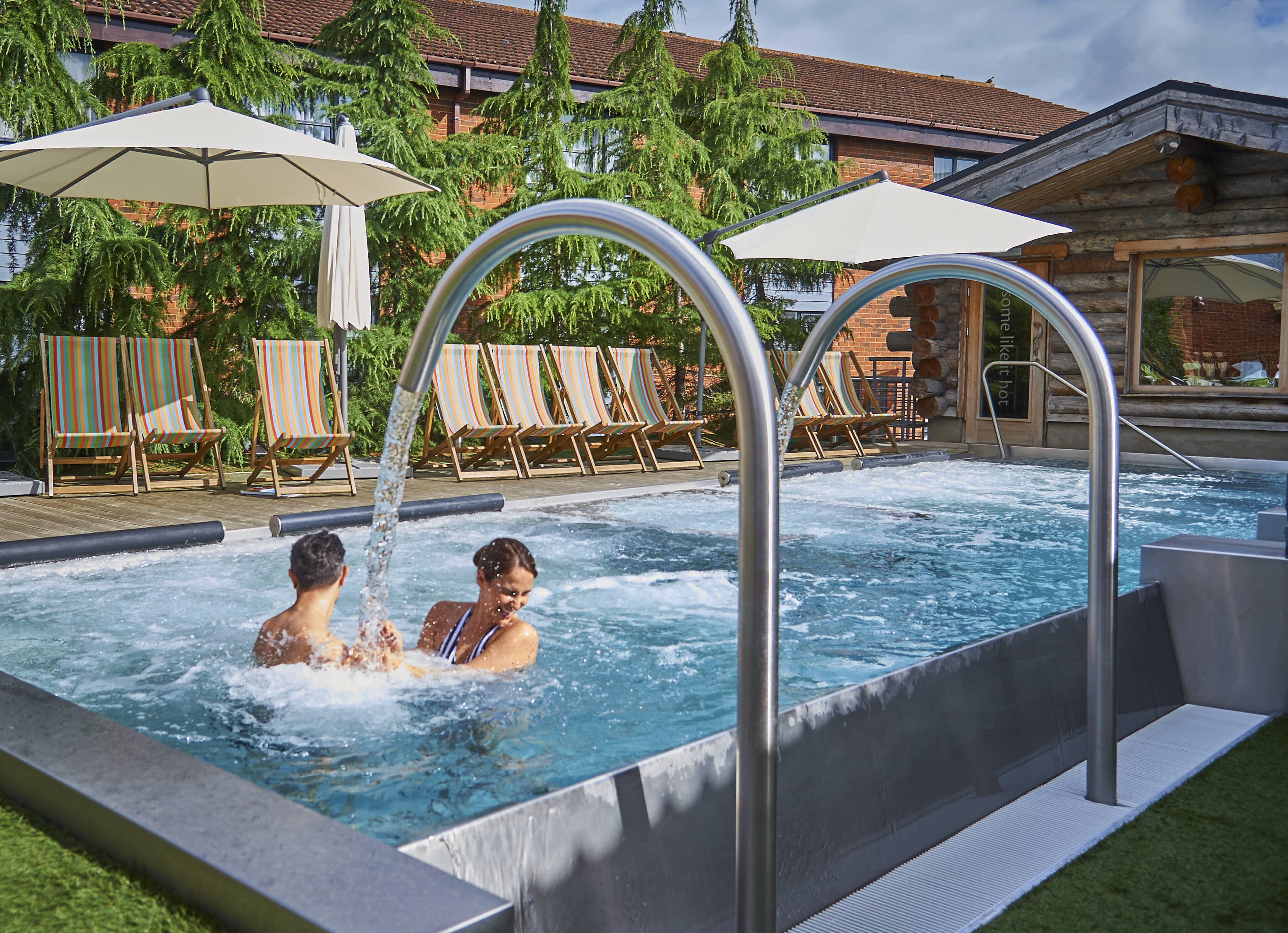Resort Wyboston Spa Bedfordshire Lakes in | Y | Wyboston Lakes Bedfordshire in Spa Y Resort